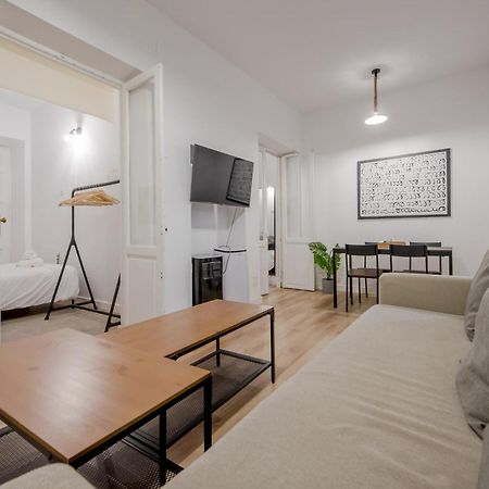 C-Cabeza Cool Apt Para 7 Al Lado De Tirso De Molina E1 マドリード エクステリア 写真